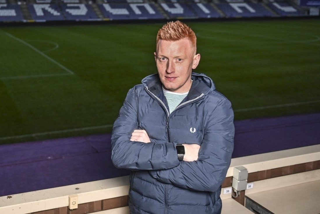 HLV 30 tuoi tro thanh hien tuong o Ligue 1 hinh anh