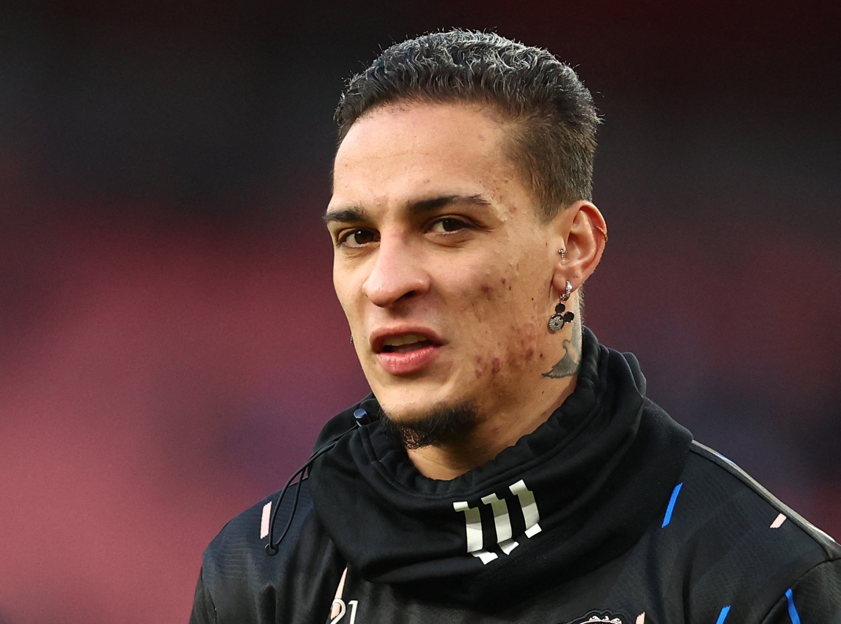 Ten Hag chua hai long voi Antony hinh anh