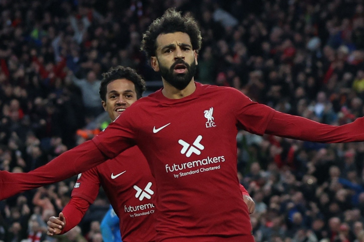 Liverpool huong loi tu VAR nhieu nhat Ngoai hang Anh hinh anh