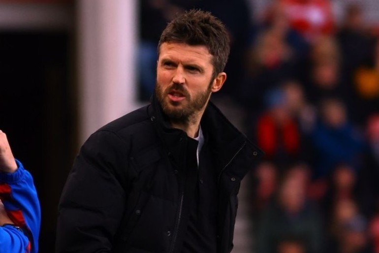 HLV Carrick tro thanh hien tuong o giai hang Nhat Anh hinh anh