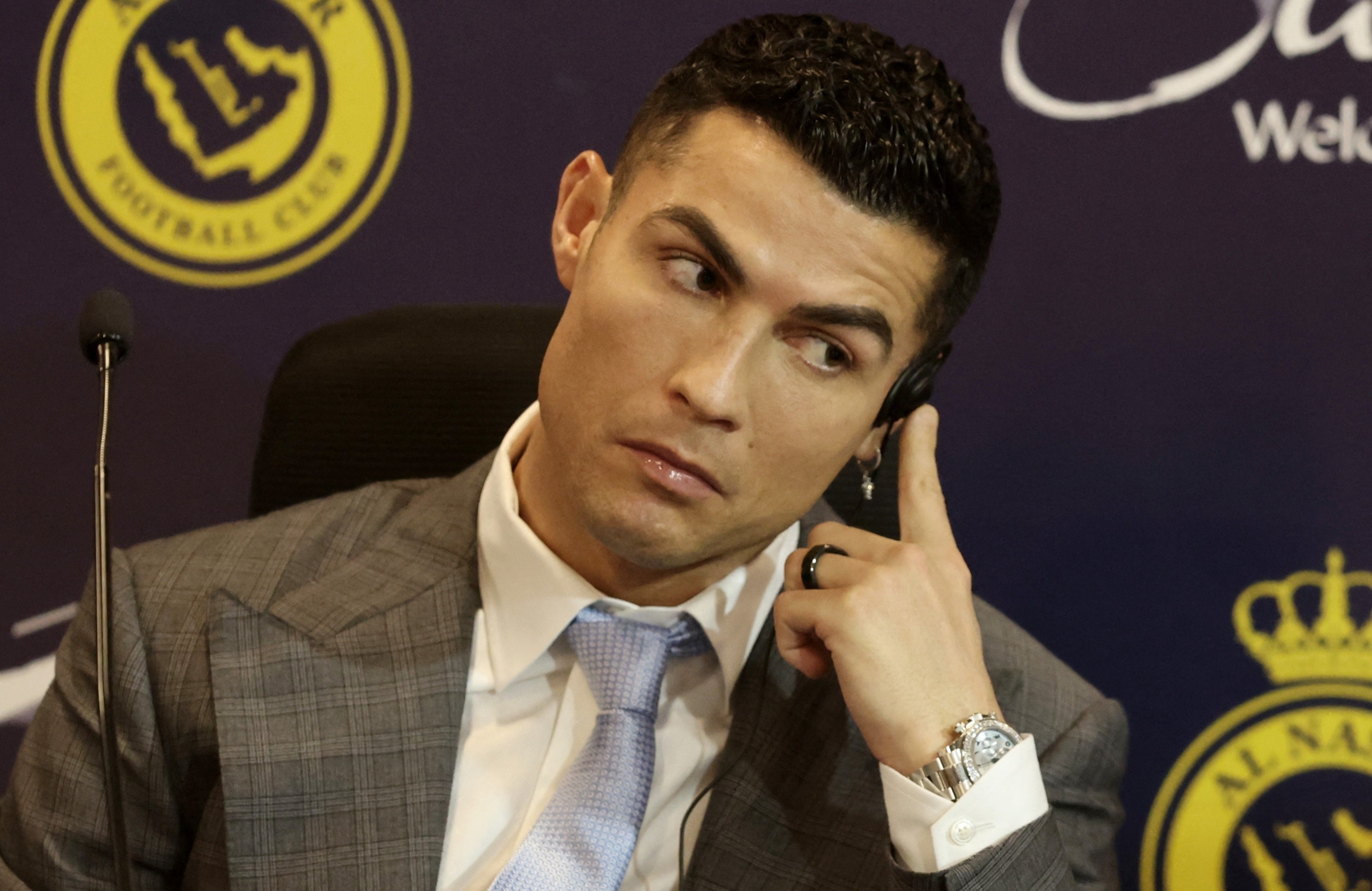 Ronaldo gia nhap cuoc dua vua pha luoi SPL mua nay hinh anh