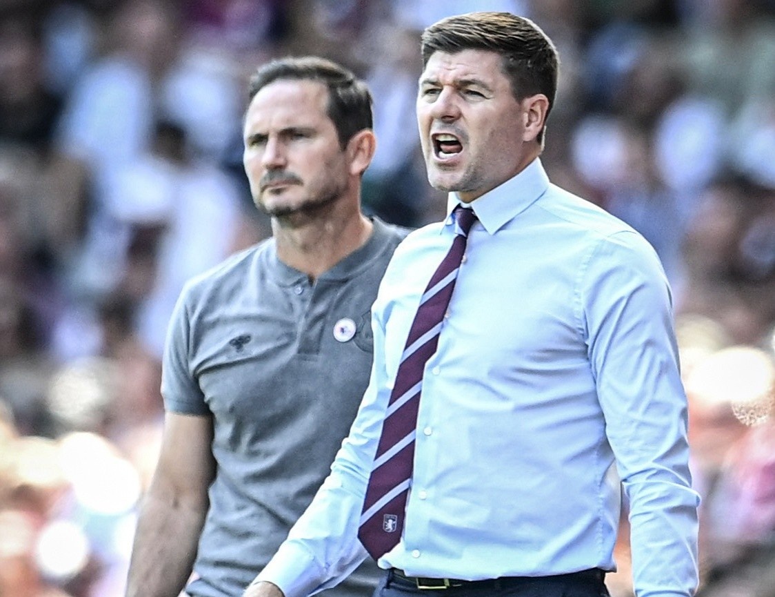 Nhung giai dau sa thai HLV nhieu nhat chau Au mua nay hinh anh