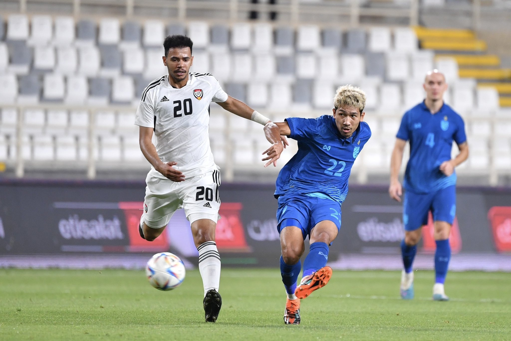 Tuyen Thai Lan tiep tuc gay that vong hinh anh