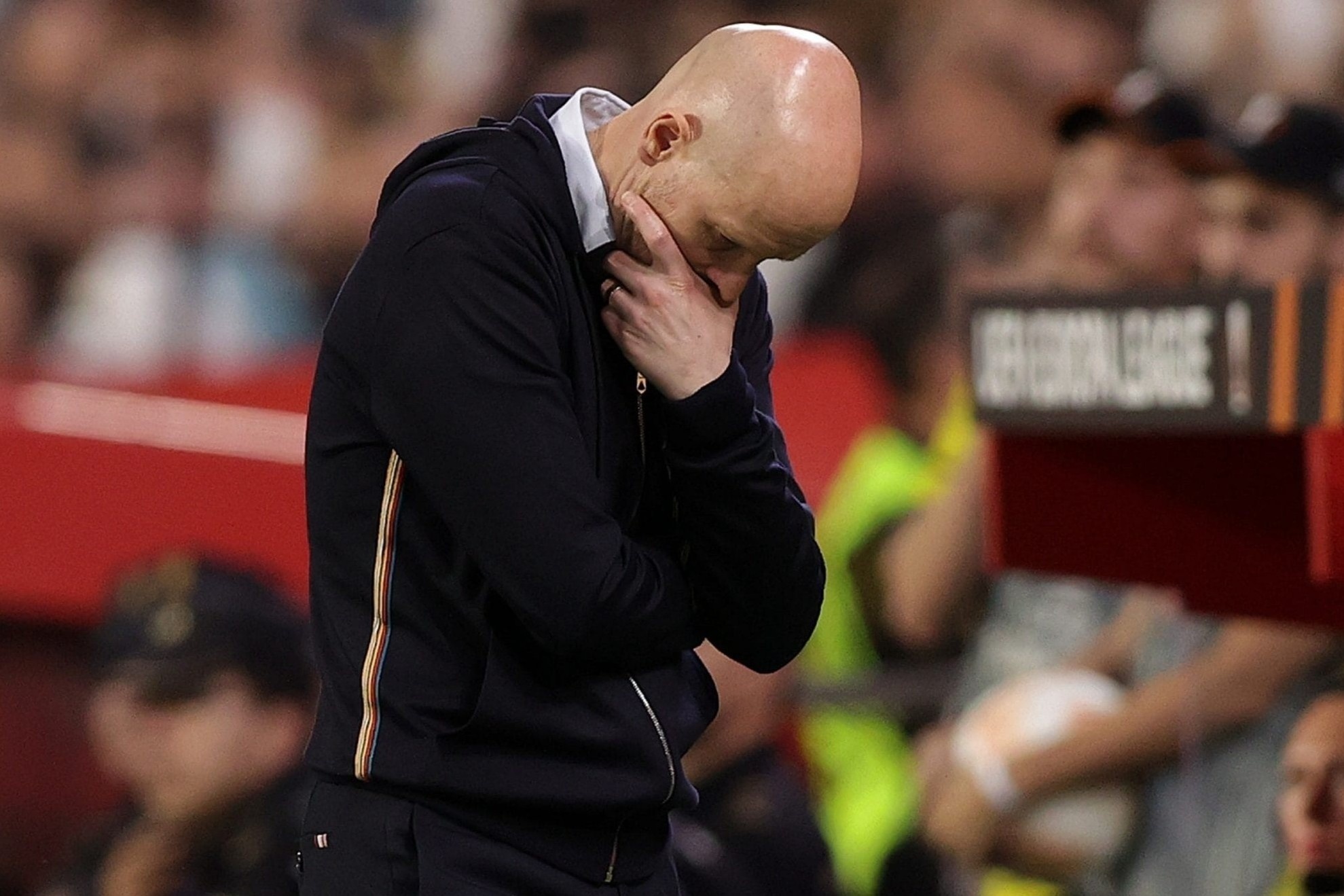 Ten Hag phai tan nhan hon voi dan sao MU hinh anh