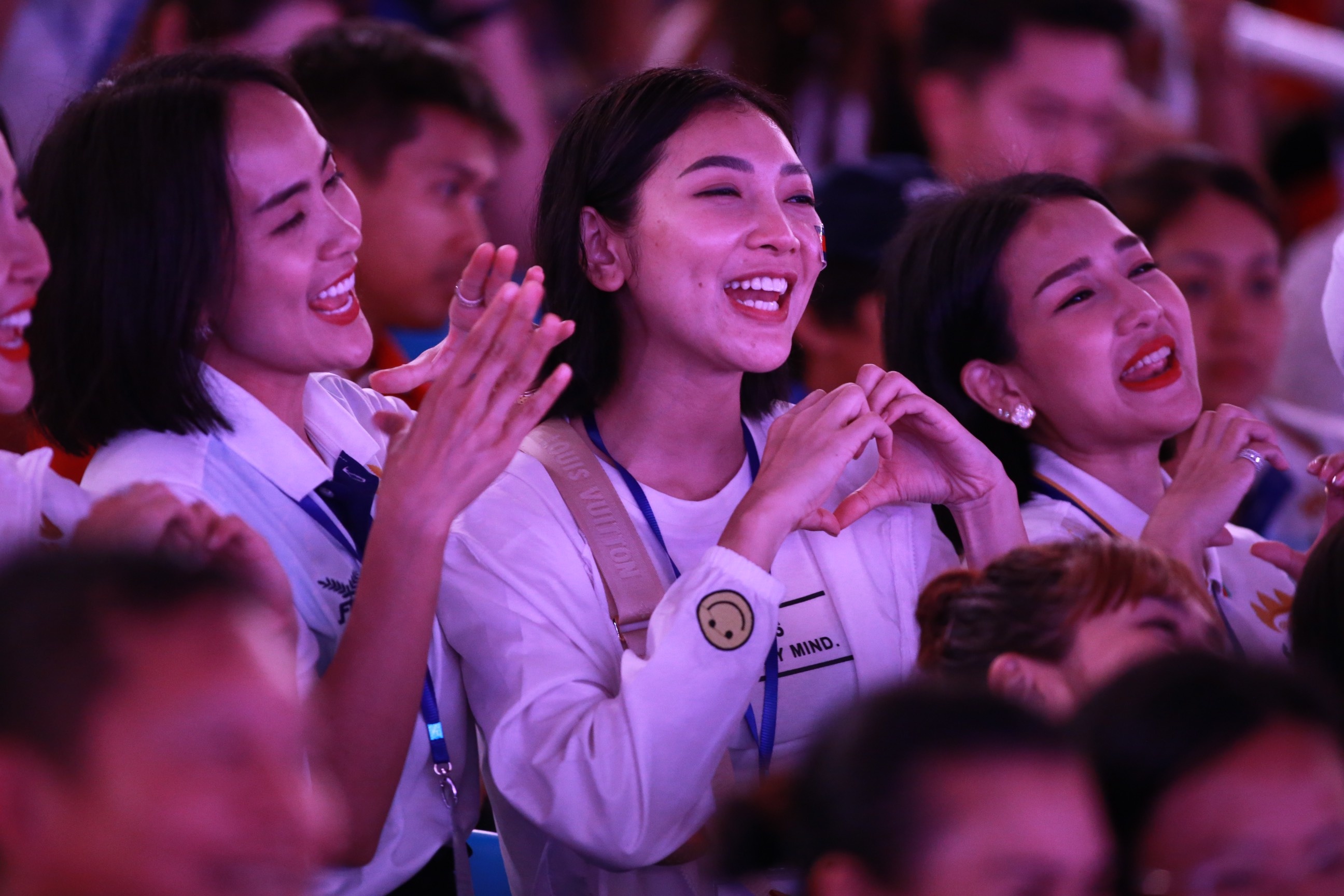 Le be mac SEA Games 32 hinh anh