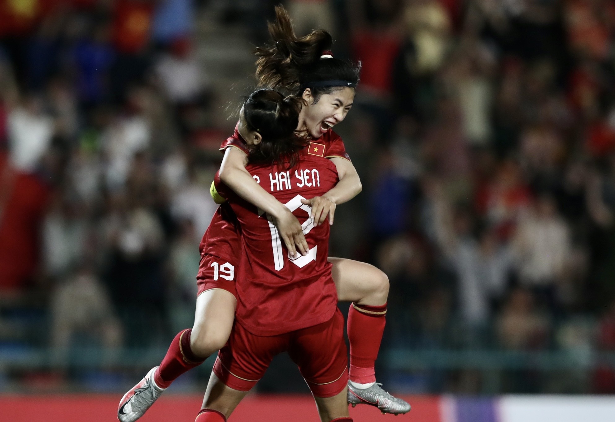 SEA Games chieu 15/5: Bong da nu Viet Nam gianh HCV 4 lan lien tiep hinh anh