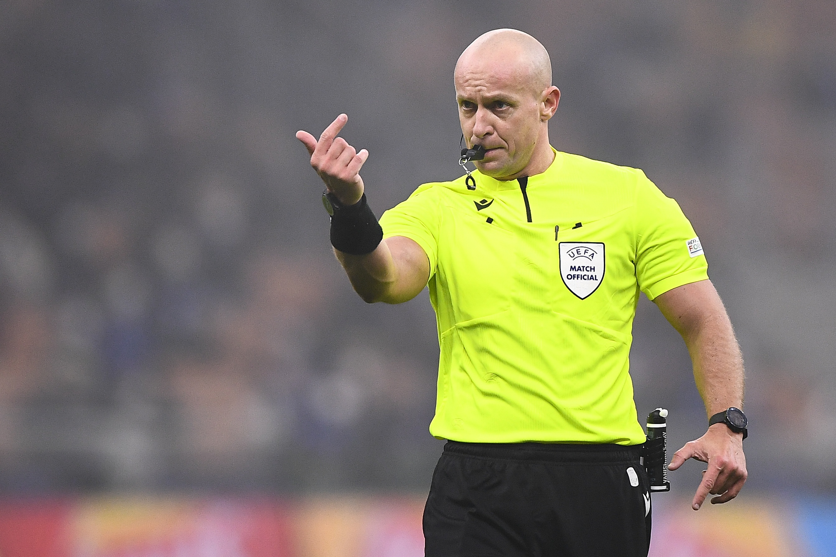 Danh tinh trong tai bat chung ket Champions League 2023 hinh anh