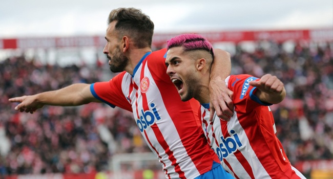 Mua giai ky la cua bong da chau Au hinh anh