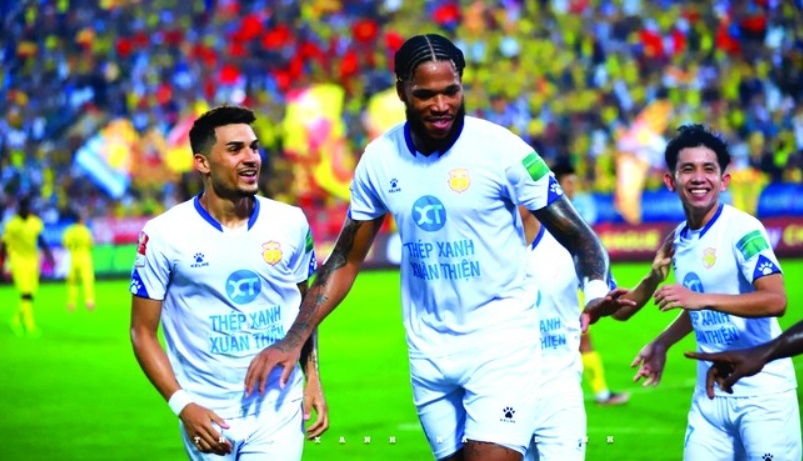 Nhung 'tay choi' moi o V.League hinh anh