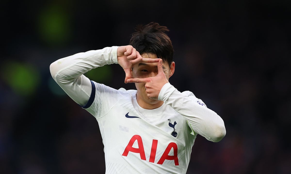Son Heung-min toa sang giup Tottenham vuot Man City hinh anh