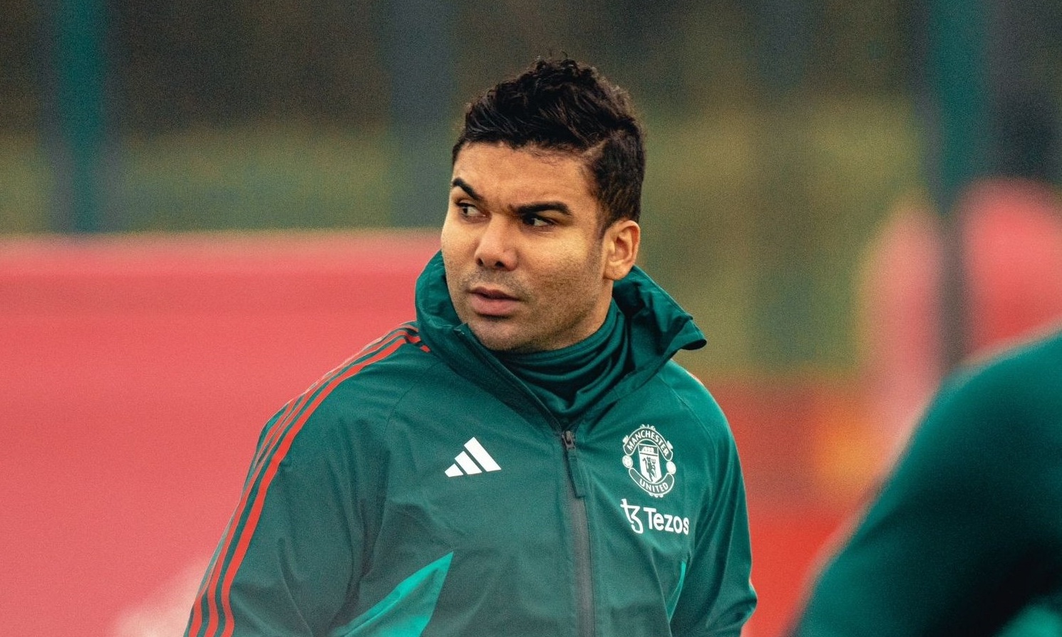 Casemiro, Martinez sap tai xuat hinh anh