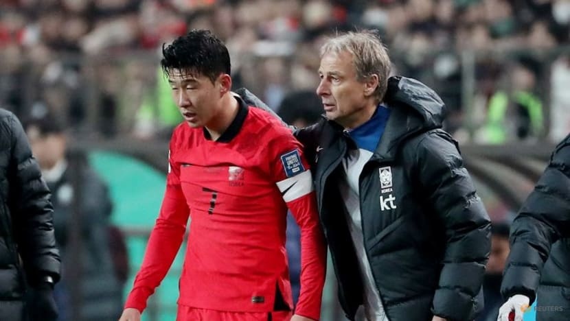 Tuyen Han Quoc lam 'trai loi' HLV Klinsmann hinh anh