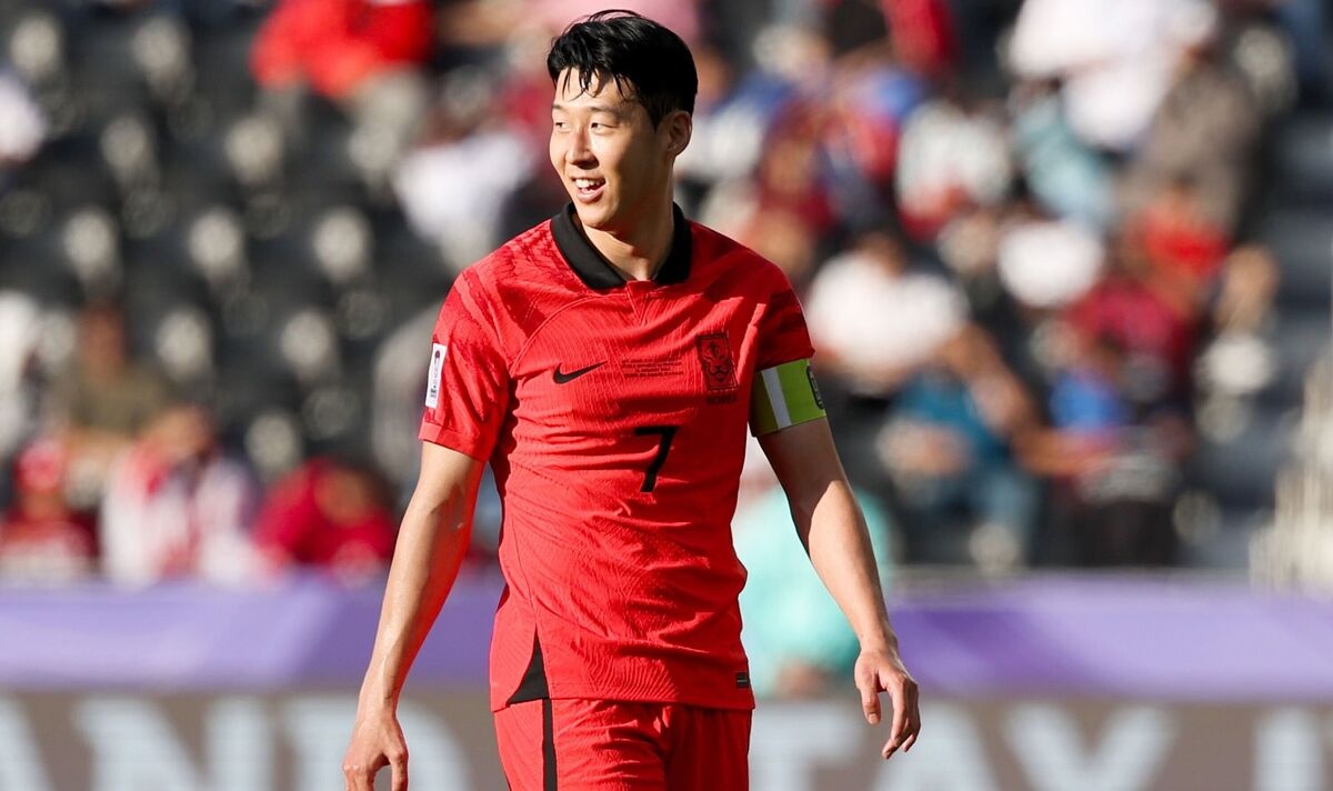 Son Heung-min an va, co ngay thi dau dang quen hinh anh