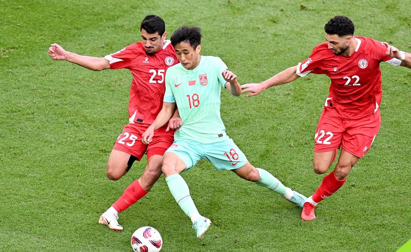 Tuyen Trung Quoc tiep tuc gay that vong hinh anh