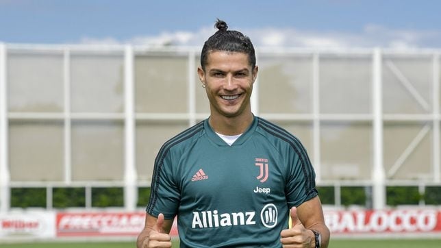 Sep cu Juventus nhan sai trong vu Ronaldo hinh anh