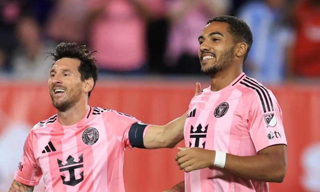 Cau thu Inter Miami choang vang khi gap Messi hinh anh