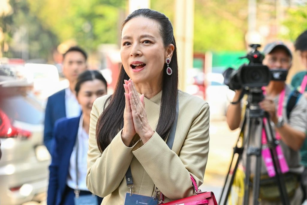 Madame Pang di vao lich su bong da Thai Lan hinh anh