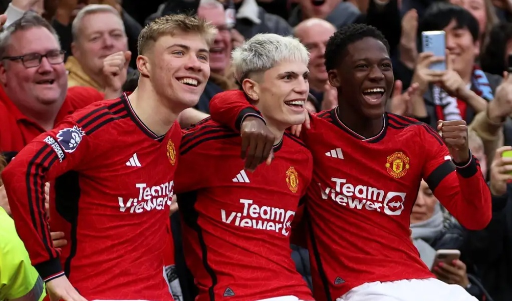 HLV Ten Hag canh bao Garnacho, Mainoo va Hojlund hinh anh