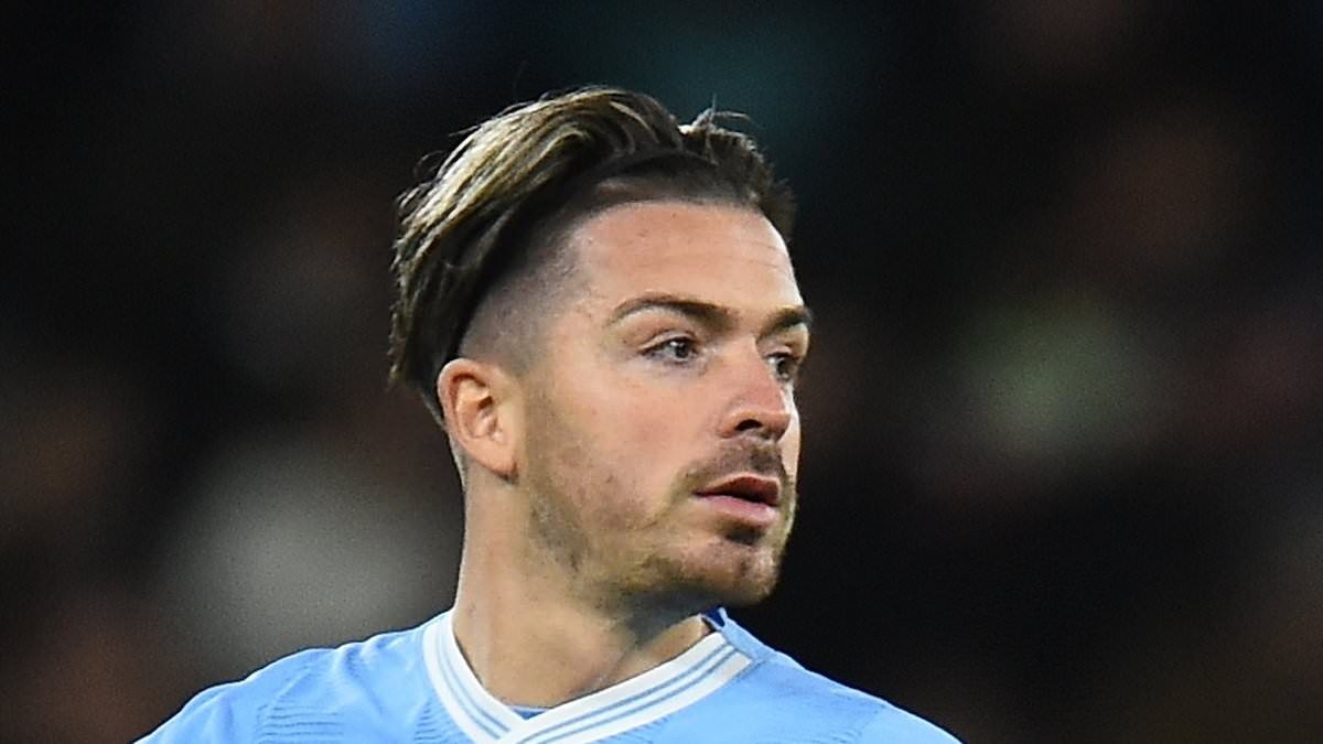 Bao dong cho Jack Grealish hinh anh