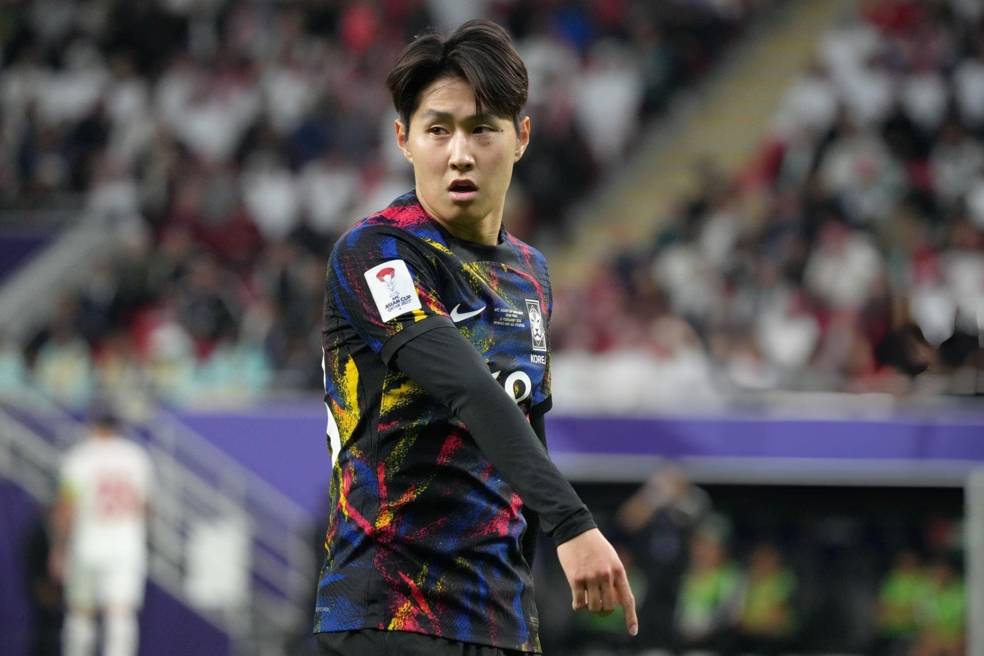 Sao tre Han Quoc co hanh vi tho lo voi Son Heung-min hinh anh