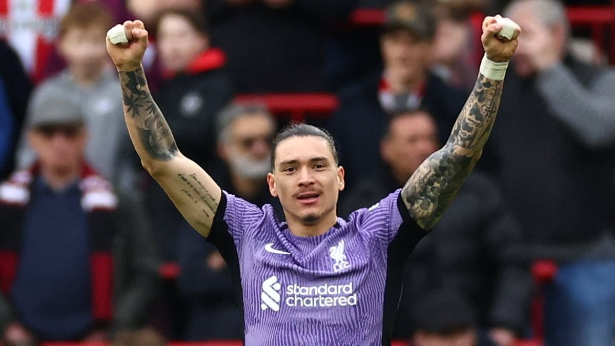 Nunez ghi ban dieu nghe, Liverpool vuot kho hinh anh