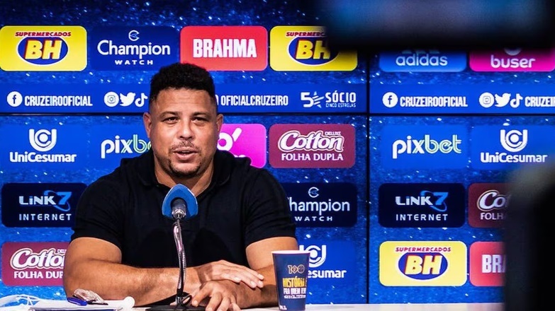 Doi cua Ronaldo 'beo' nhan don giang manh hinh anh