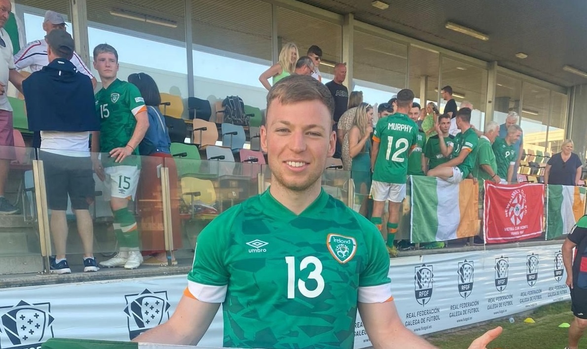 Chuyen ky la o OFC Champions League hinh anh