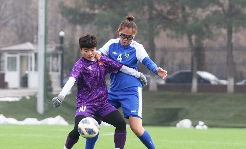 U20 nu Viet Nam thang dam Uzbekistan hinh anh