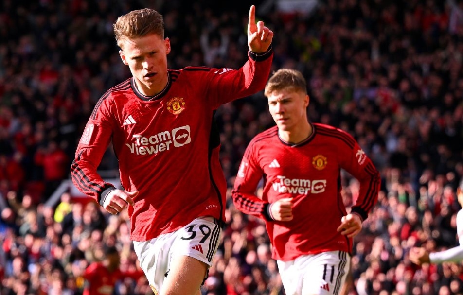 MU gap may o ban ket FA Cup hinh anh