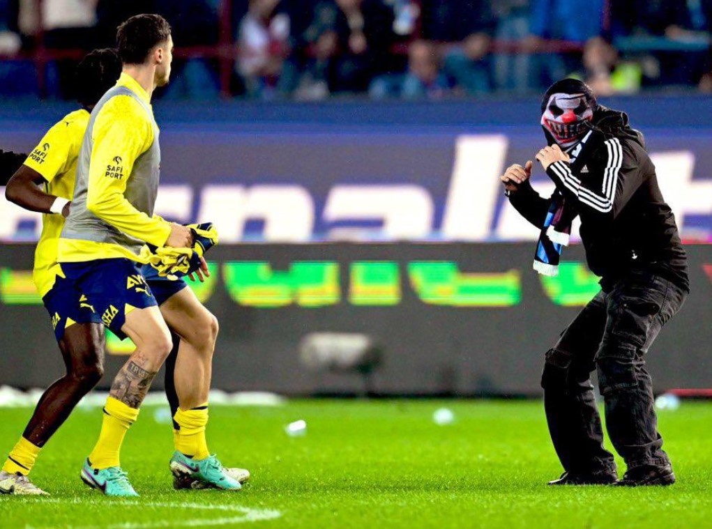 Cau thu danh CDV anh 2