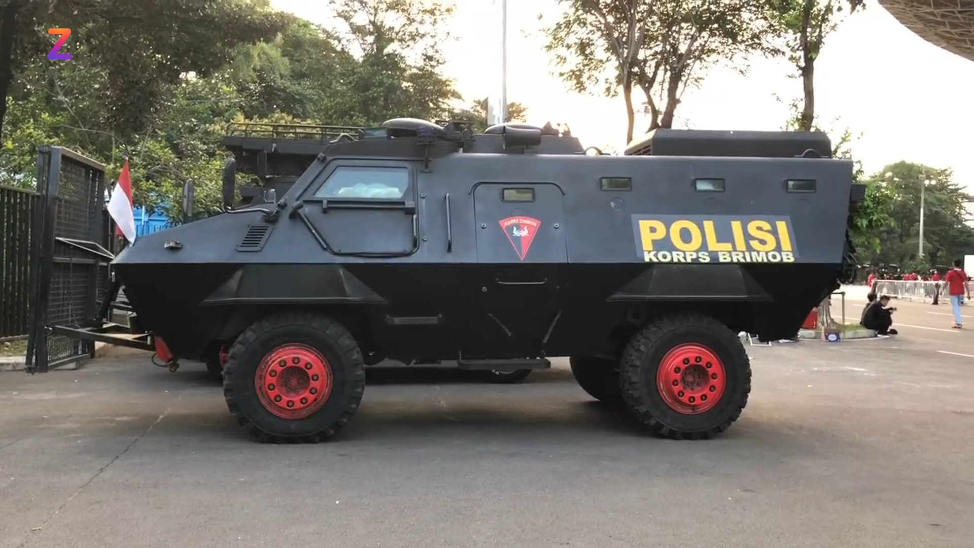 Indonesia dieu xe boc thep bao ve tran gap Viet Nam hinh anh