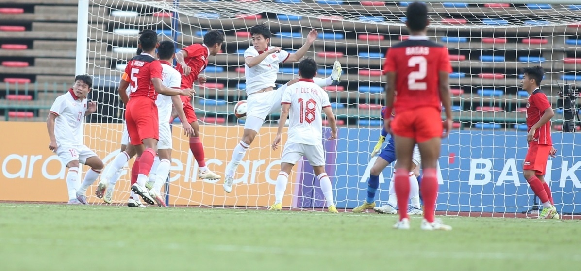 Philippe Troussier anh 2