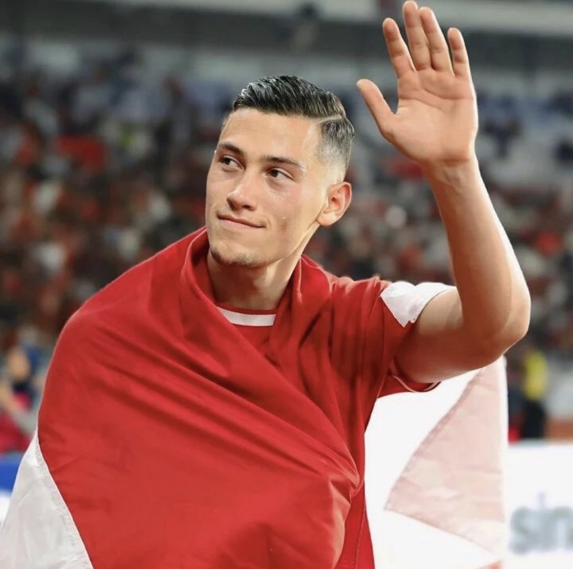 Trung ve cao 1,91 m khien hang cong Viet Nam tat tieng la ai hinh anh