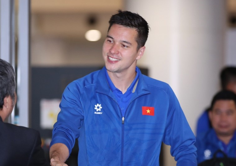 Nguyen Filip dap lai tinh cam cua nguoi ham mo khi ve nuoc hinh anh