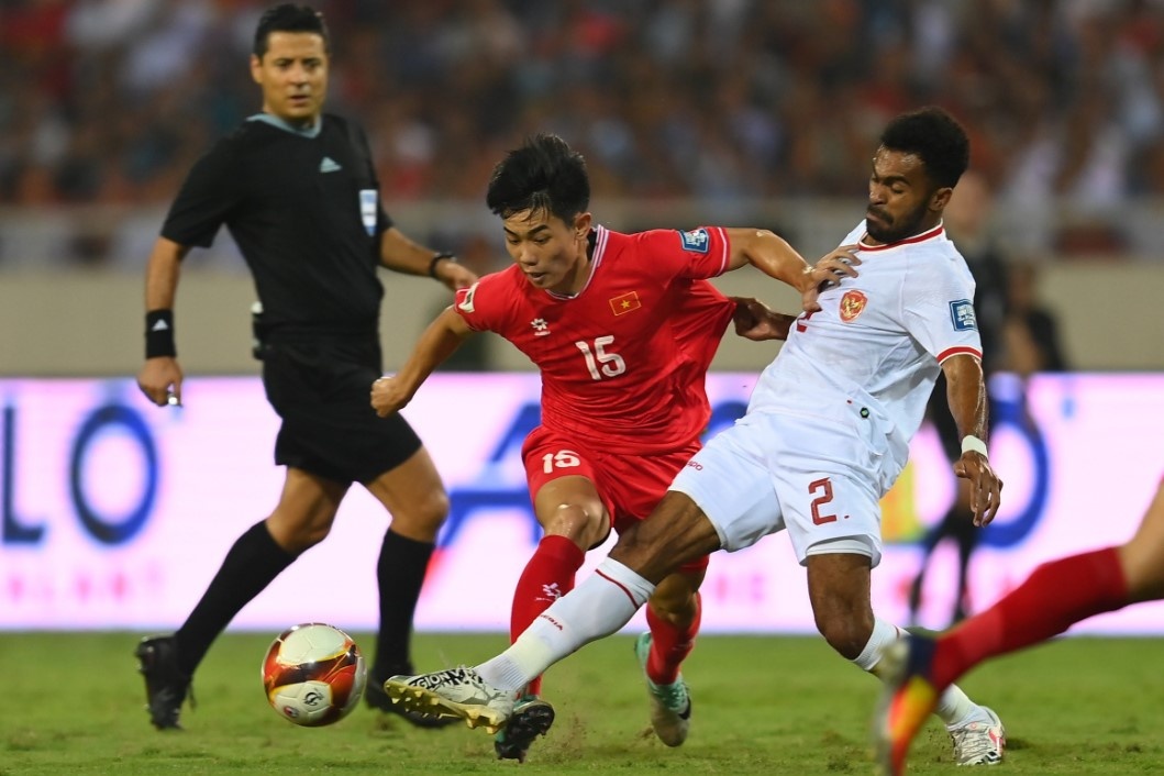 Tuyen Viet Nam lan dau thua Indonesia tai My Dinh sau 20 nam hinh anh