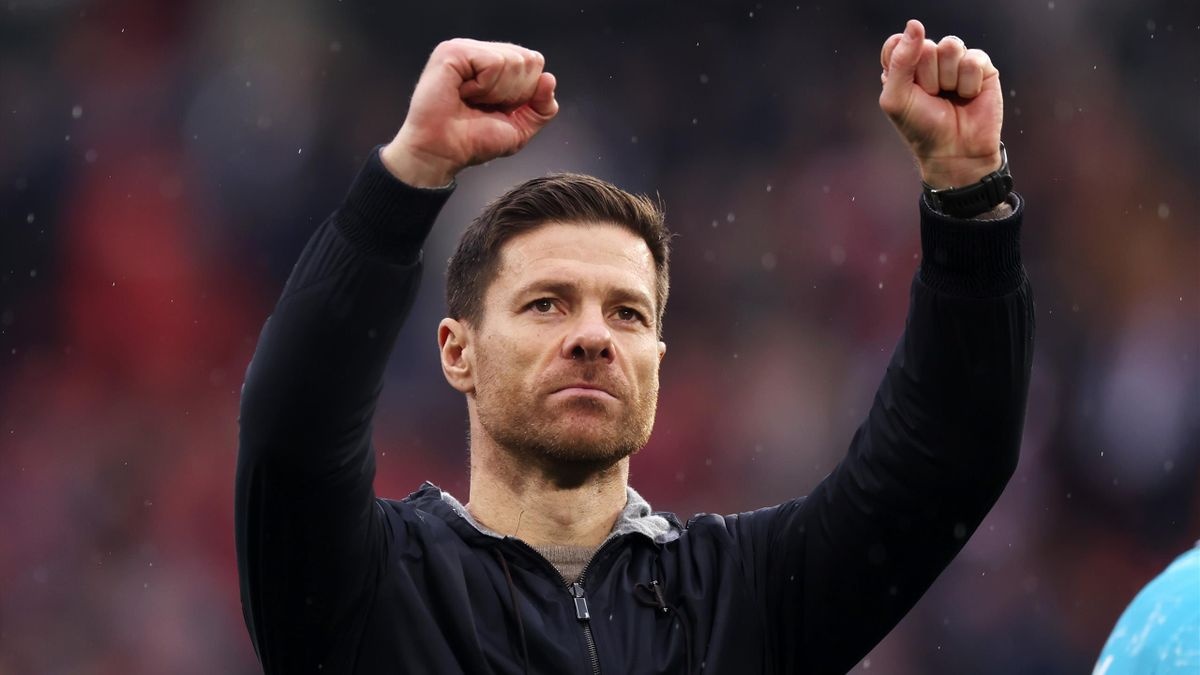Xabi Alonso chon xong ben do hinh anh