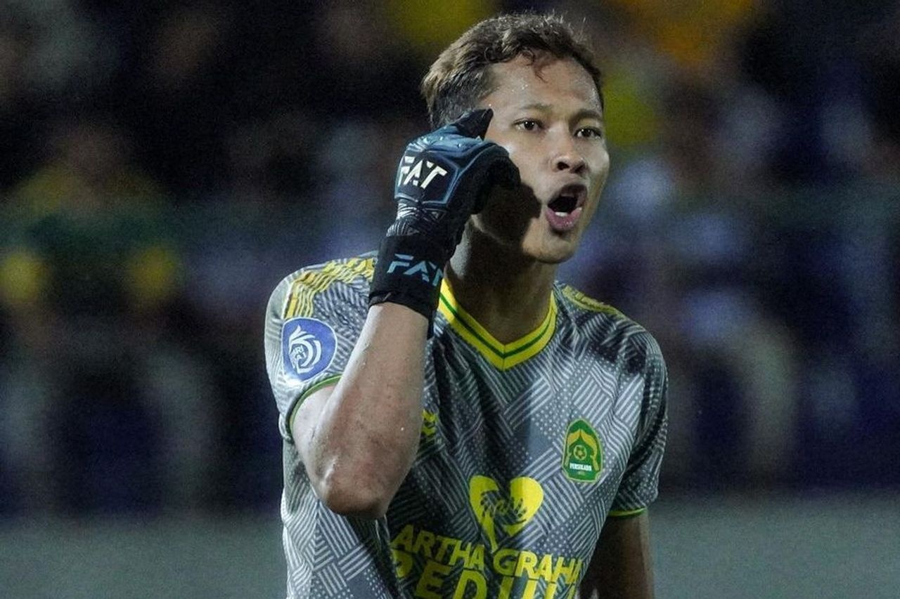 Tuyen Indonesia trieu tap nhan su khan hinh anh