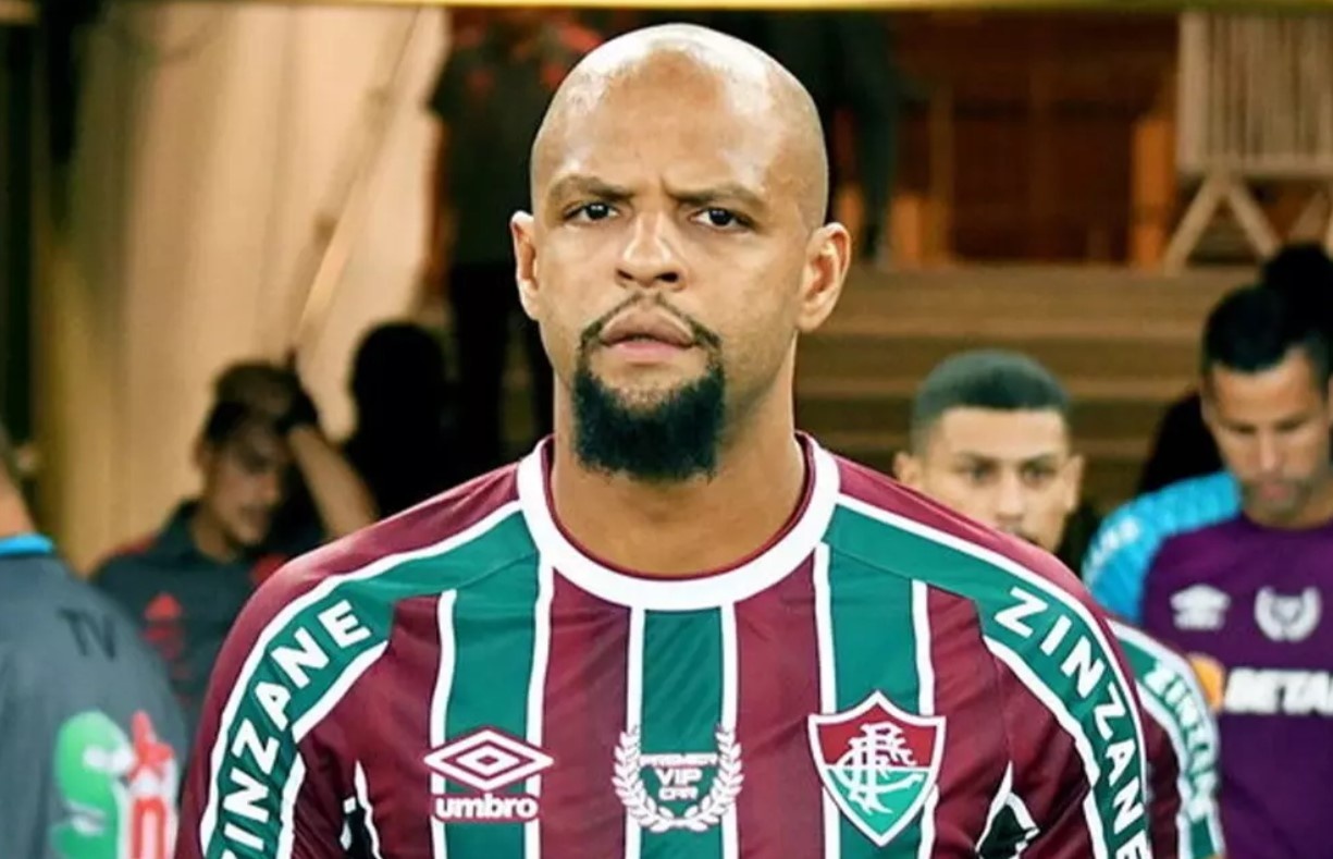 Melo chi trich Alves, Robinho hinh anh