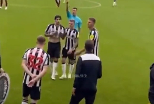 Hanh dong dang ngo cua Tonali hinh anh