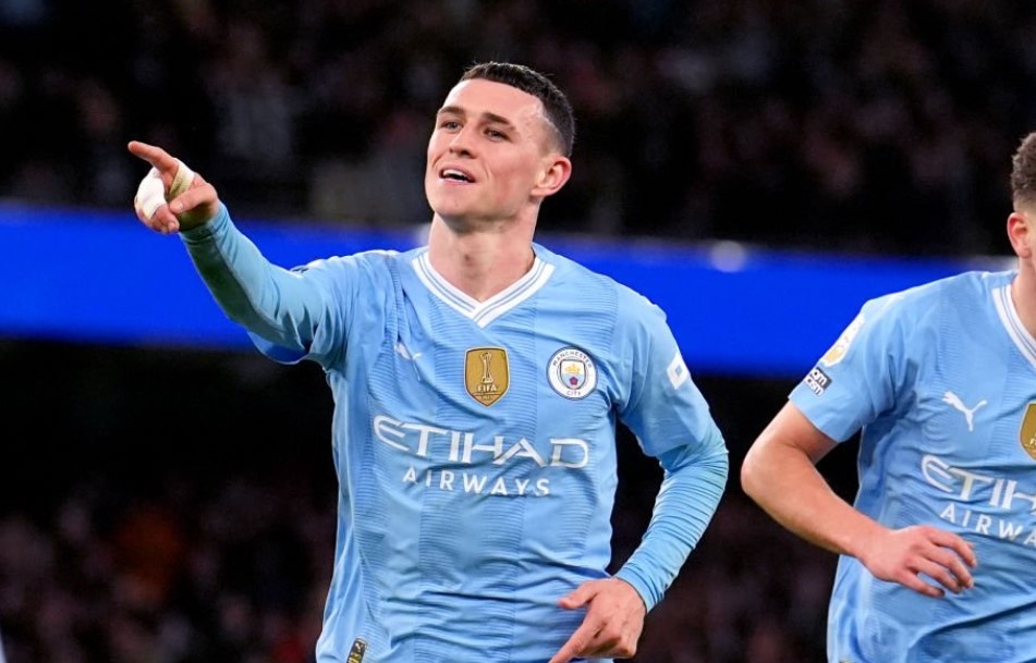 Foden lap hat-trick hinh anh