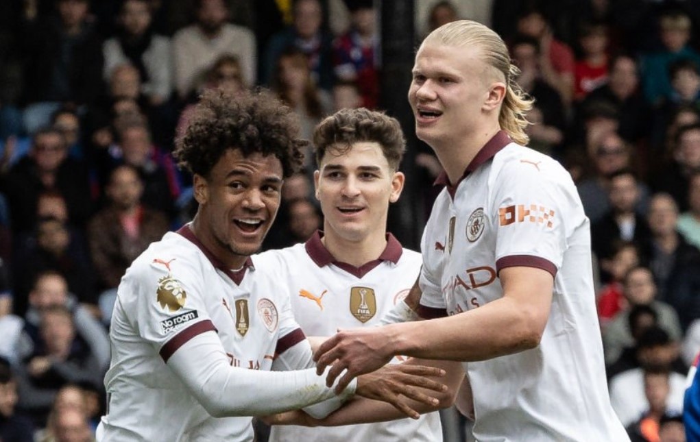 Haaland toa sang tro lai hinh anh