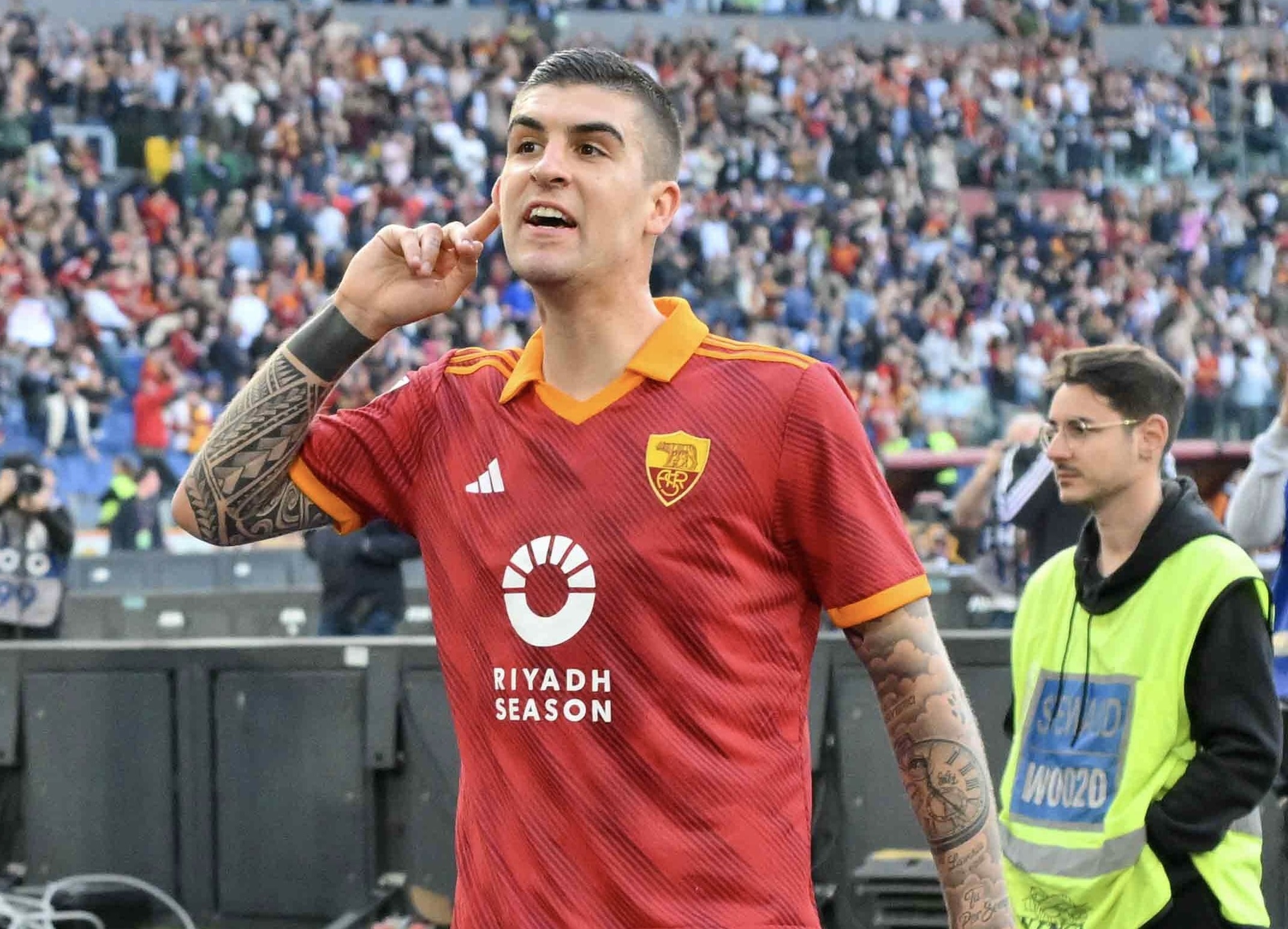 Roma cua De Rossi choi xuat sac hinh anh