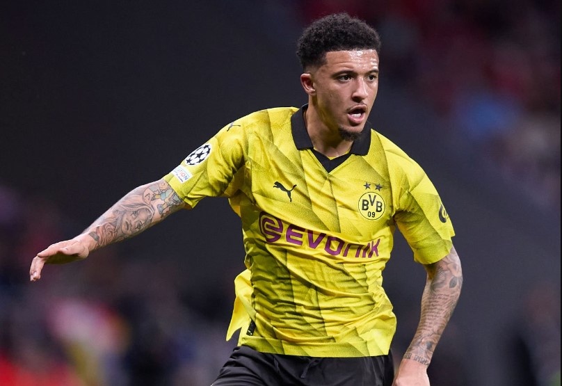 Sancho cung dong doi choi qua cam truoc Atletico Madrid hinh anh