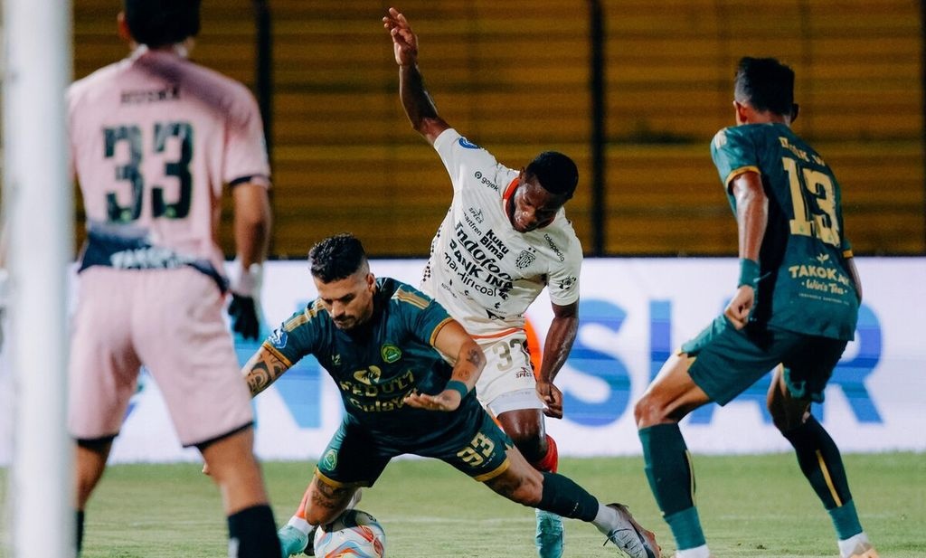 Sao Indonesia danh dau phan luoi kho tin hinh anh