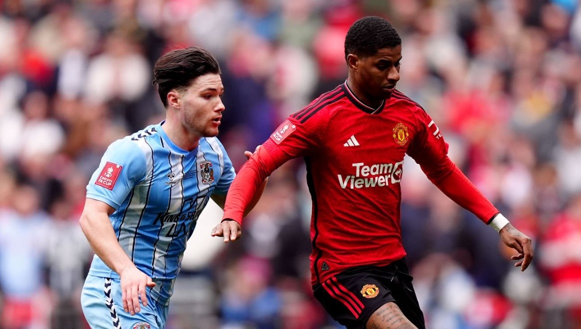 MU dau Coventry anh 1