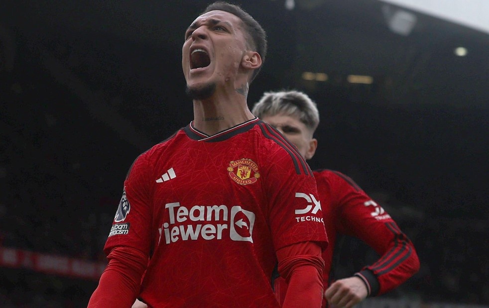 Antony ghi ban, MU van khong co 3 diem hinh anh