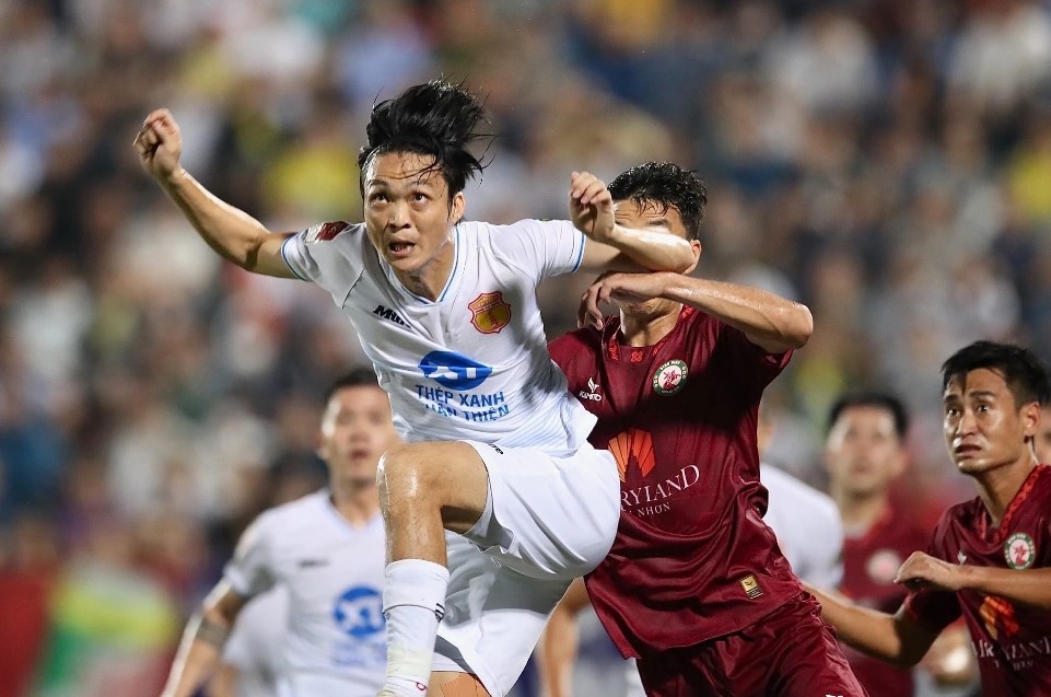 Xac dinh 4 CLB vao ban ket Cup Quoc gia 2023/24 hinh anh