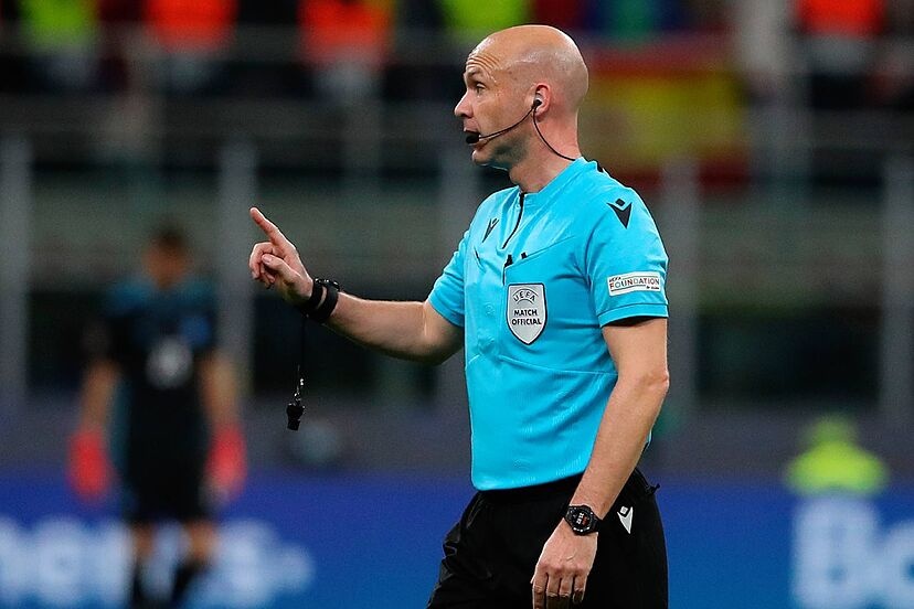 Tranh cai trong chien thang cua Dortmund hinh anh