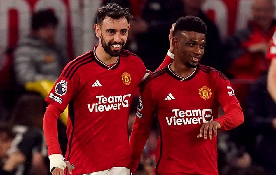 MU chat vat danh bai Newcastle hinh anh