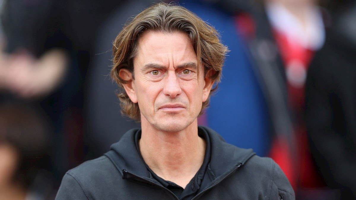 Bayern dam phan voi HLV Brentford hinh anh